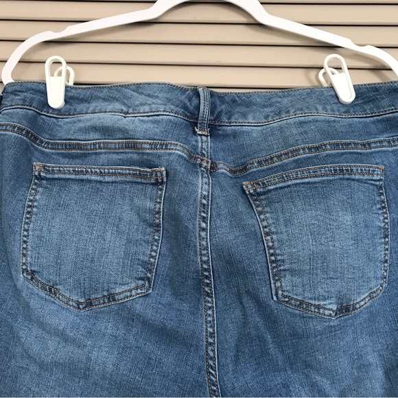 Torrid Straight Leg Jeans Plus Size 16R - Picture 7 of 10